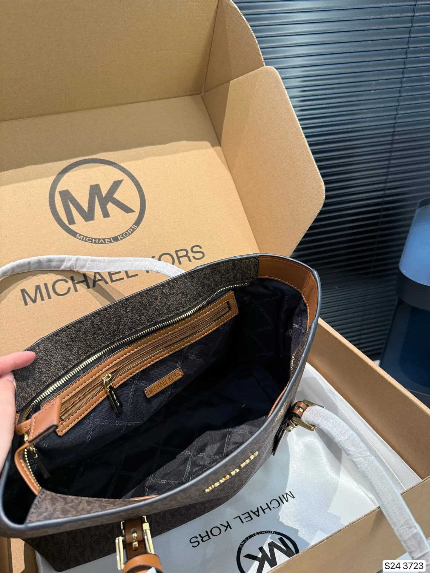 All Categories Official Website "Brand Women's Bags" Women's Bags 💙 MK 2025 New MK Handbags